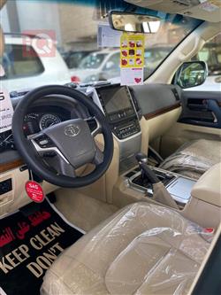 تويوتا لاندكروزر